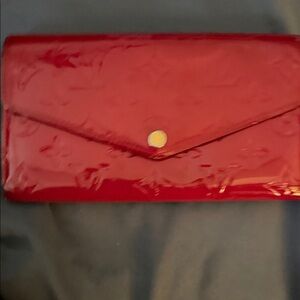 Louis Vuitton Vernis Red Wallet